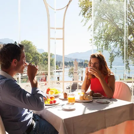 Europa - Skypool & Panorama Hotel 4*