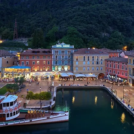 Hotel Europa - Skypool & Panorama Riva del Garda
