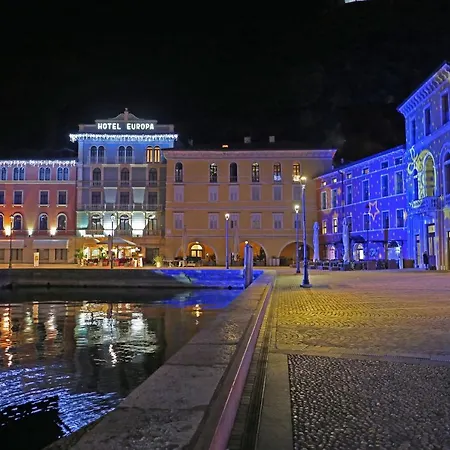 Europa - Skypool & Panorama Riva del Garda